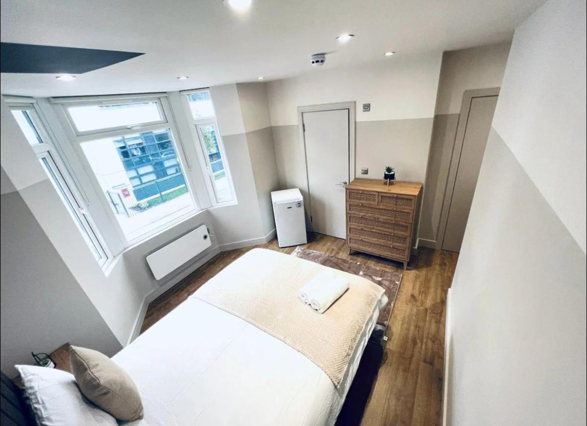 London South Charming Ensuite Look Like Hotel Designer Room Exterior foto