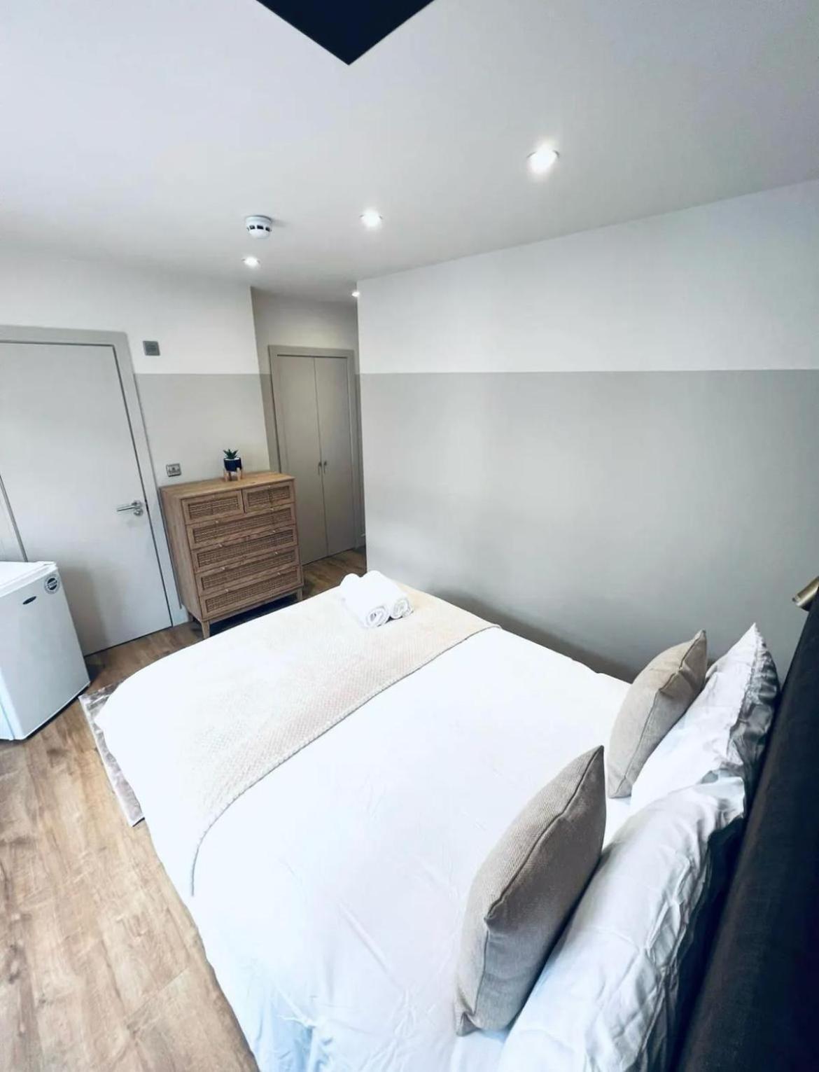London South Charming Ensuite Look Like Hotel Designer Room Exterior foto